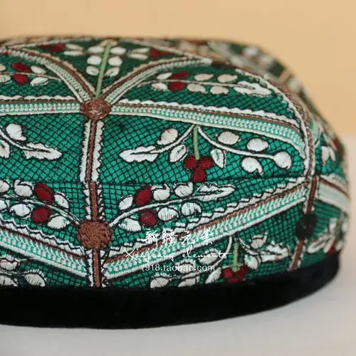 新疆民族风情特色维吾尔族花帽男士款绣花四角帽手工艺品舞蹈帽子