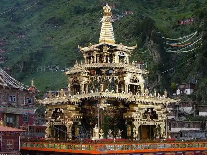 人生是一场修行.#信仰 #噶陀寺 "噶陀之父"莫扎法王亲口授 - 抖音