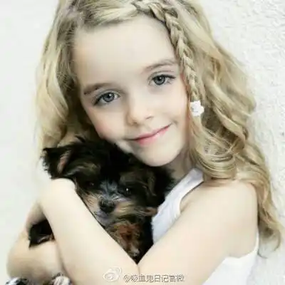 8岁最美萝莉#麦肯娜·格瑞丝(mckenna grace)来自美国的童星,拥有湛蓝
