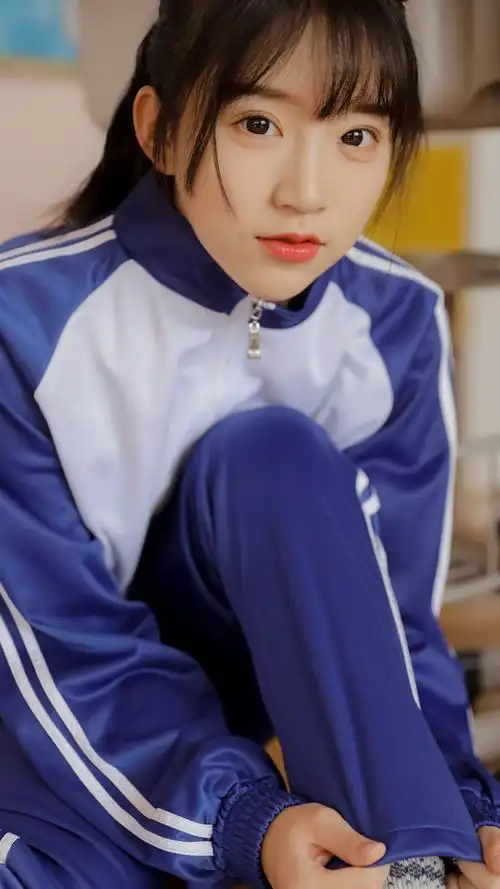 校服美女青春活力写真手机壁纸