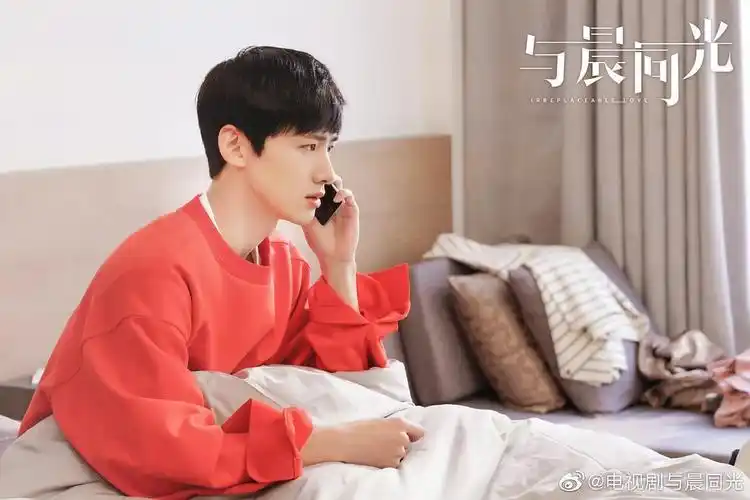 与晨同光 _电视剧介绍_评价_剧照_演员表_剧评 - 酷乐米