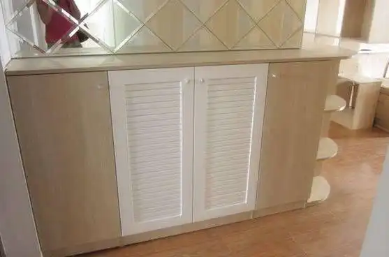 家里鞋柜万万要让木工这样做,以后不再怕鞋子到处扔,太聪明了!