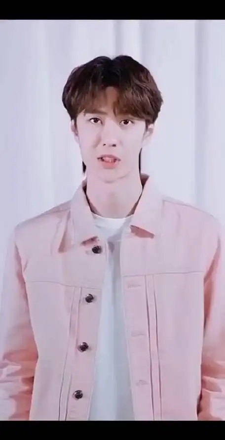 毅怼脸这颜值妥妥的万千少女梦. 酷盖王一博未来可期……__财经头条