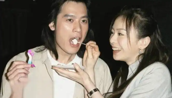 她曾饰演纪晓岚,与邓伦李沁,张翰当红演员搭档,如今却独身一人_潘仪君