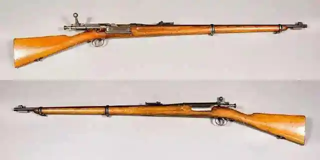 会发现这款枪弹匣处理方案有些与克拉格约根森步枪以及司登冲锋枪相似