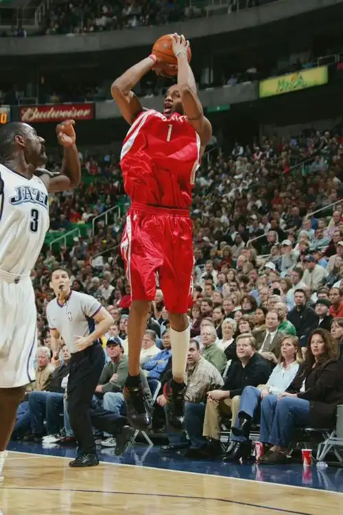 7815#麦迪##超话创作官#分享一组麦迪超帅干拔壁纸给大家,喜欢的