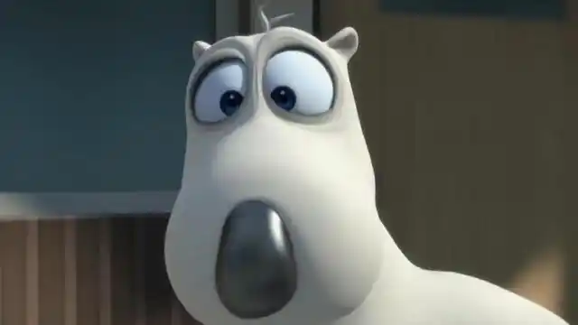 倒霉熊动画:倒霉熊不小心掉进了水泥地里.