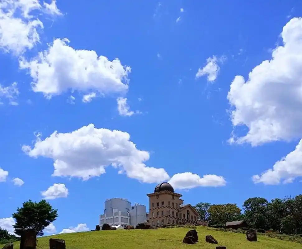 兵库县立大学西播磨天文台是拥有世界上最大的对外开放天文望远镜的