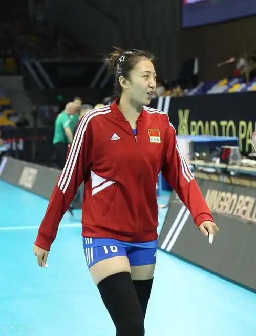 冠军心未灭34岁丁霞官宣决定蔡斌认可后续去向曝光排协祝福