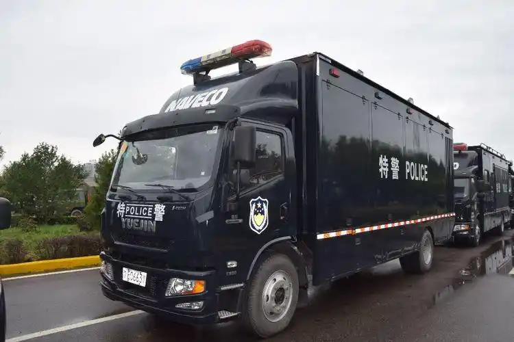 "砺剑2017"陕西省公安特警跨区域武装拉动