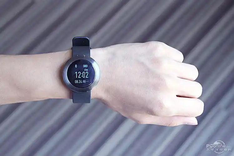 高颜值荣耀手环zero图赏 115 215 315 415 515 615 715 815 915