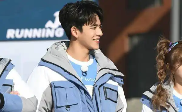 跑男糟点太多,宋雨琦频繁出错,黄旭熙被指情商低,他被批太过分_节目