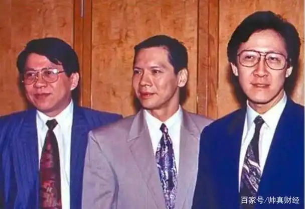 如果一个人天生近视,气质文弱,身手不好,却想要混