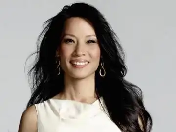 美国华裔女演员刘玉玲