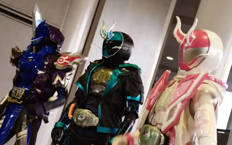 深海诚兄妹混打!ttfc原创衍生剧 假面骑士specter & blades 预告