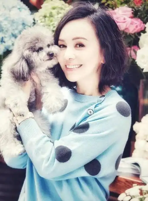 53岁性感女神雪姨冲上热搜年过半百身材超火辣网友喊雪姐