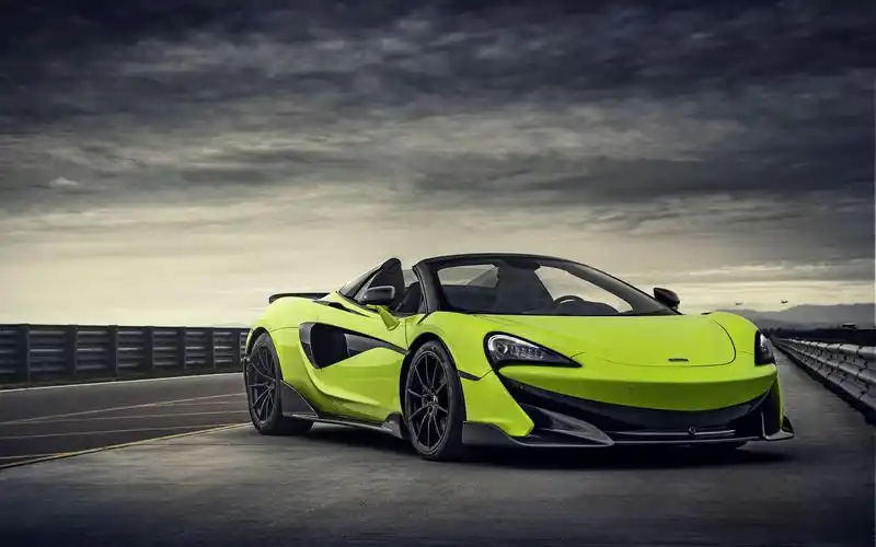 迈凯轮酷炫跑车图片桌面壁纸