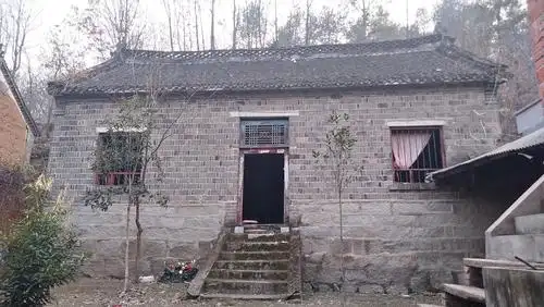 即将消失的土瓦房,农村小时侯的记忆