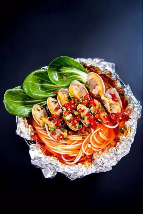 舌尖上的美味,运城红阳锡纸花甲粉.