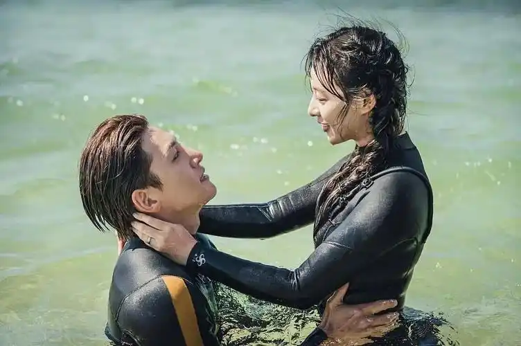 网评「最好看」轻松爱情韩剧7:池昌旭,金智媛《爱在大都会》