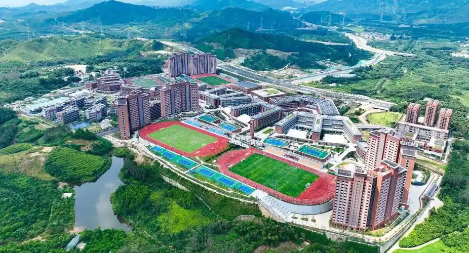 深圳中学高中园举行秋季开学典礼暨启用仪式