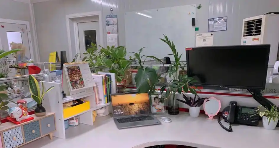 办公桌布置