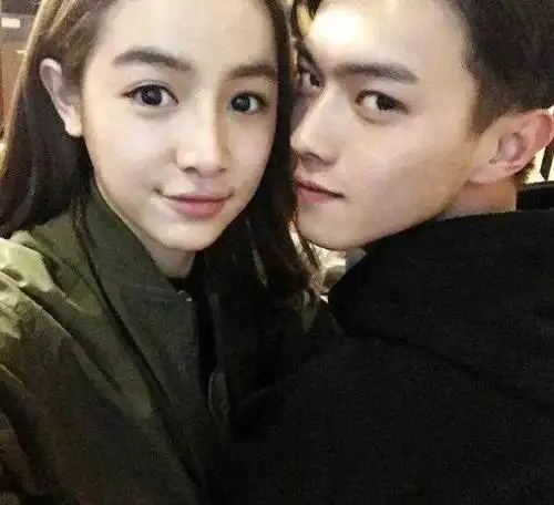 许凯张南什么关系情侣吗 许凯张南啥时候在一起的秀恩爱微博合照