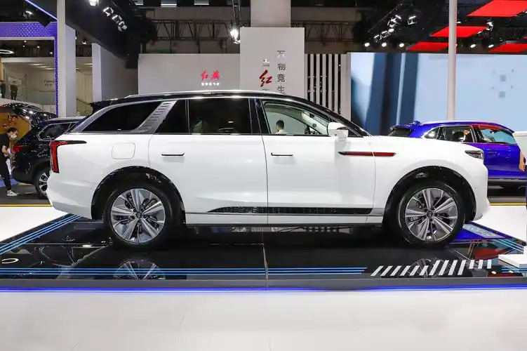 98万元起 新款红旗e-hs9上市 配置升级-车市号