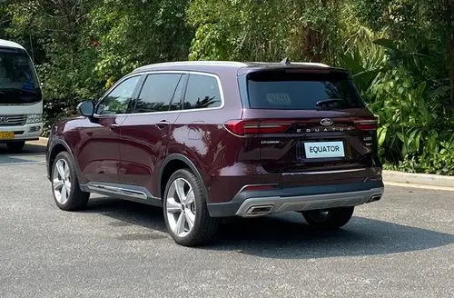 福特领裕六座版车型正式上市 售18.98万元起