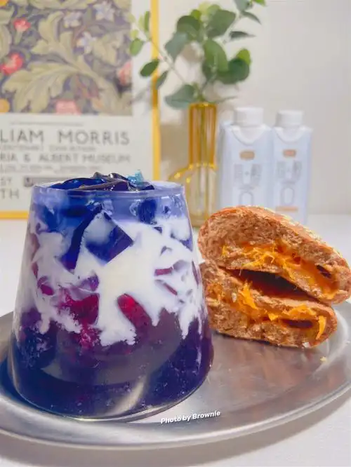 梦幻星空酸奶冻🌃来一份🈶️仪式感的下午茶