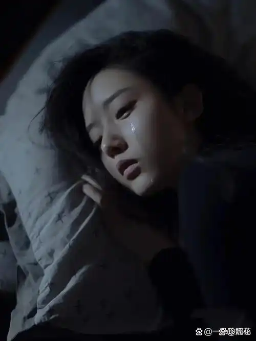 晚上,和老公温存一番过后,他心满意足地睡去,我却