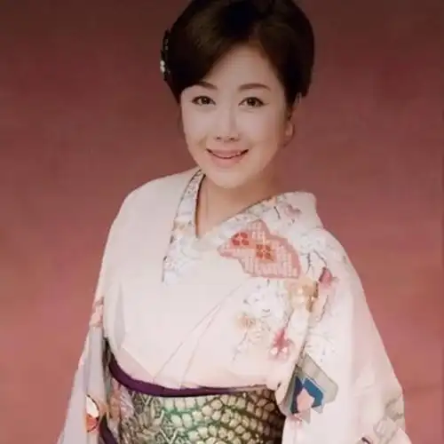 伍代夏子|深沉婉转,典雅悠长