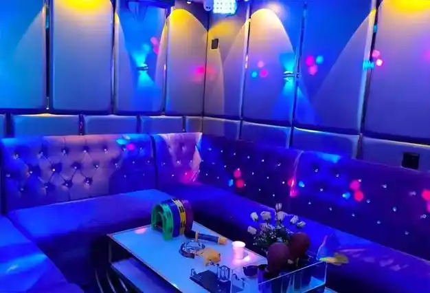 中年男人的"钟点房",毁于自嗨|包夜|酒水|酒吧|ktv_网易订阅