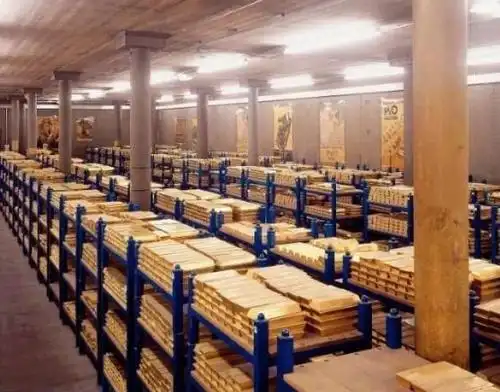 全世界上最大的金库,深埋于地底27米处,黄金全部堆成山|财富|金库