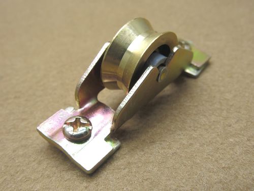 65老式铝合金门窗滑轮 玻璃拉门下滑轮移门纯铜轮尼龙轴承滑轮子