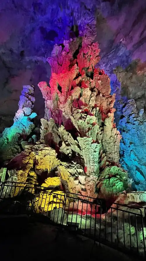 原创罗敏文化传媒漓江冠岩景区游记