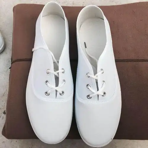 共422 件白色孝鞋相关商品