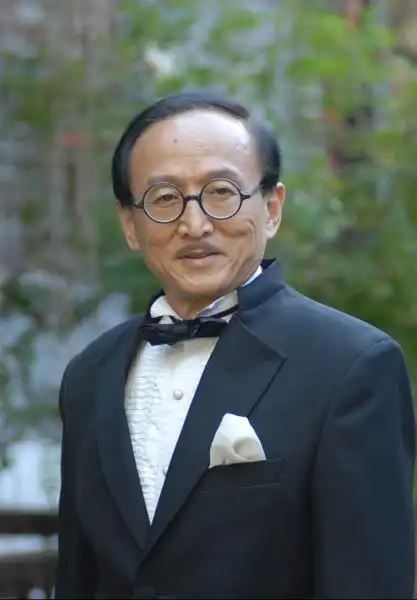 舒耀瑄锣鼓巷出演日本商人将反派进行到底