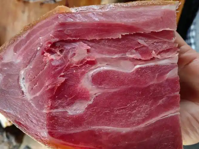 今天开了只倍棒的土猪火腿