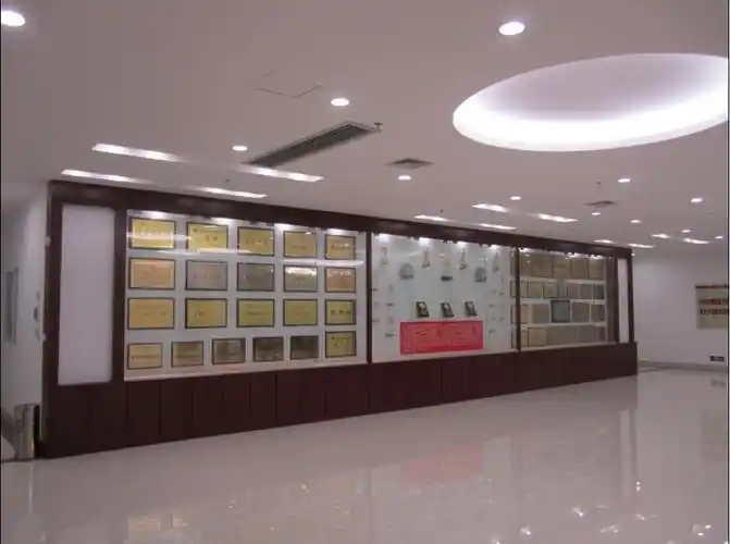 公司荣誉墙设计效果图 企业文化墙荣誉墙设计作用_装修乐