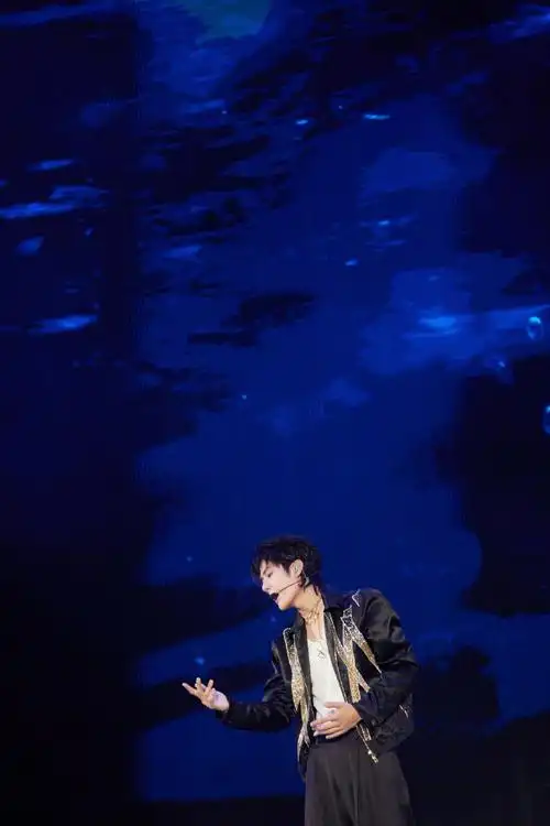 王一博 绿海##王一博新歌舞台