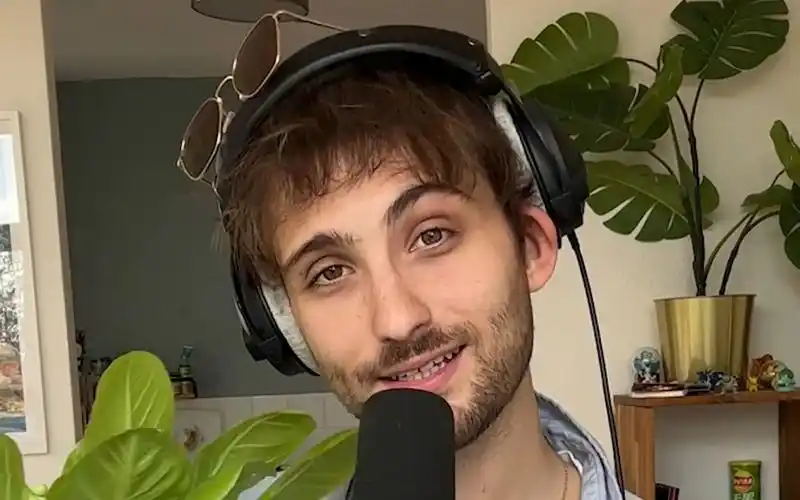 chris james - 你也和我一样想念夏天了吗?《summertime madness》