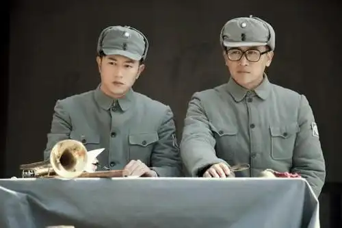 《铁血军歌》杀青 宋允皓感叹比拍电影还辛苦