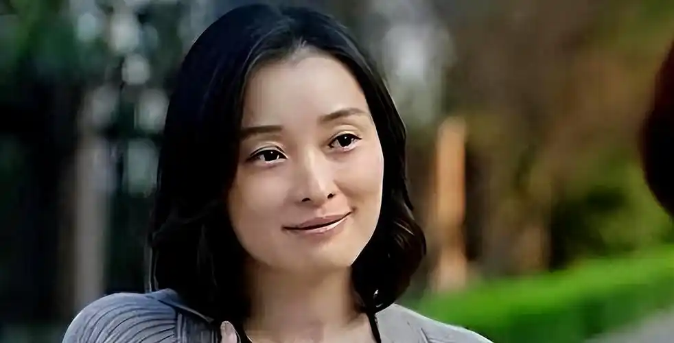 这一次,51岁的吴越和小鲜肉新男友,狠狠打了陈建斌与蒋勤勤的脸