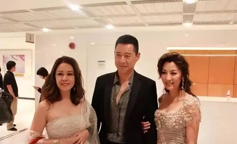 说起张丰毅的现任女子,可能很多人都不熟悉.他就是隐藏了28年的霍凡.