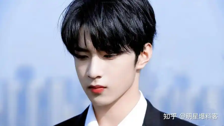 娱乐连连看:张子枫,刘耀文,孟子义,肖战,刘昊然,雷佳音