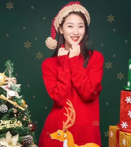 何雨虹漂亮图片何雨虹身材写真