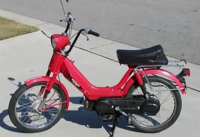 最早的国产摩托车嘉陵cj50当年风光无限成为一代车友永恒回忆