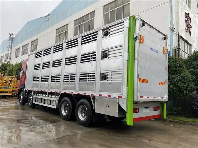 9米6猪车 东风*后八全铝合金拉猪车