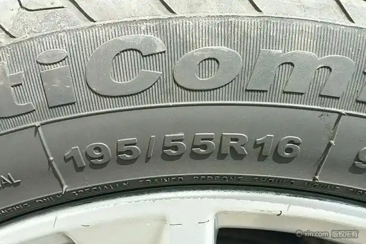 宝骏730左前轮胎尺寸